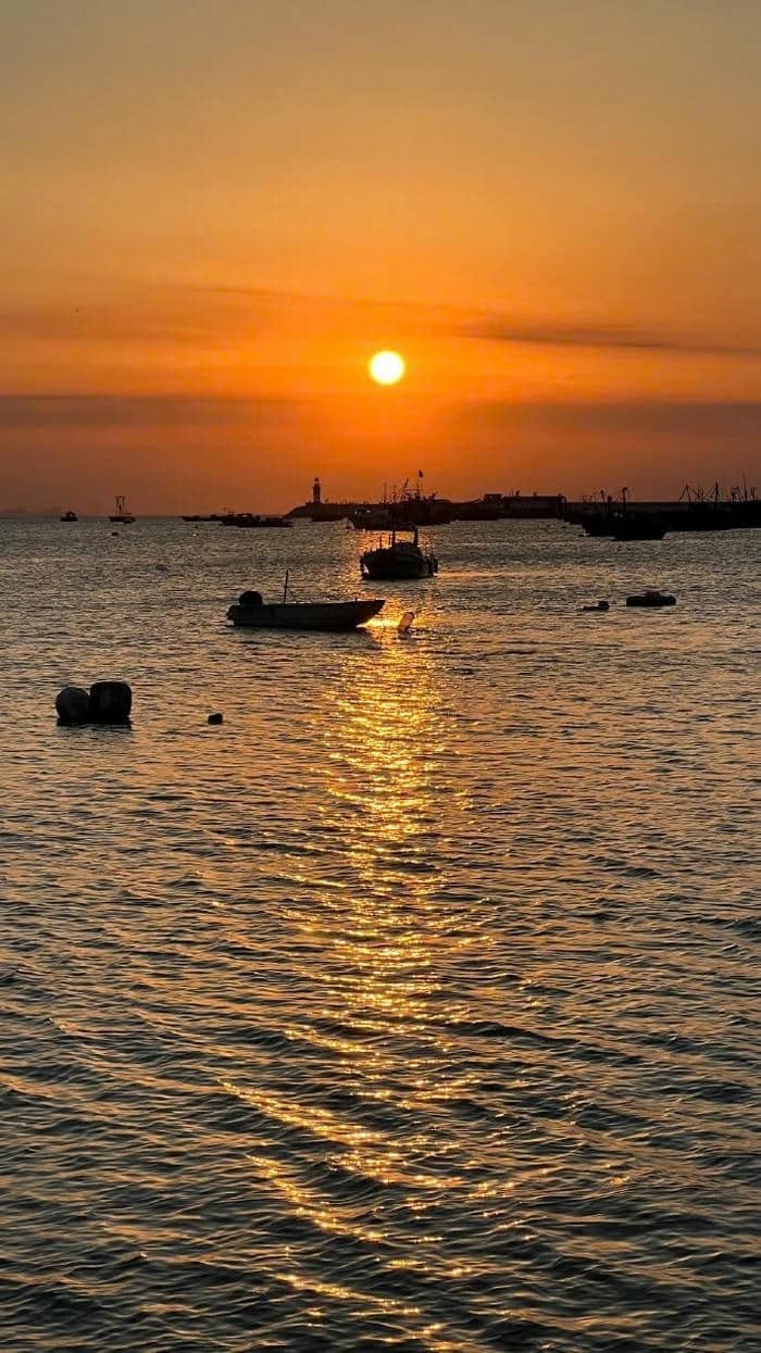 ảnh bầu trời hoàng hôn buồn