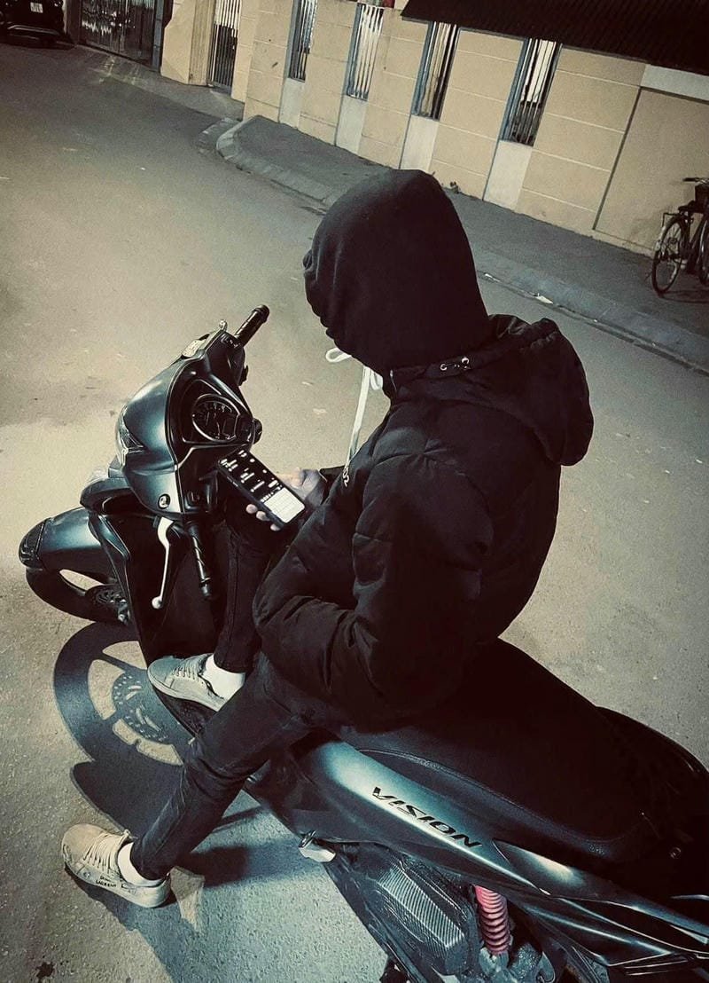 hình ảnh boy phố cầm phóng