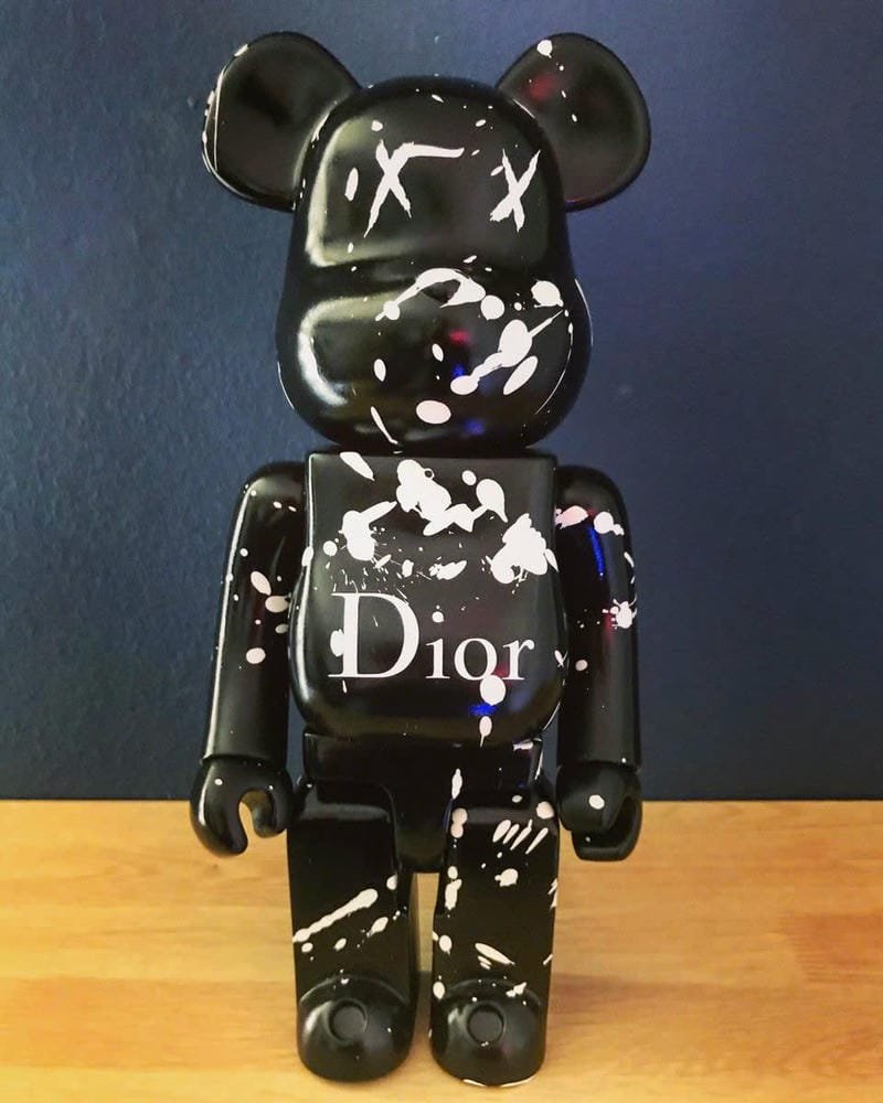 hình nền điện thoại gấu bearbrick