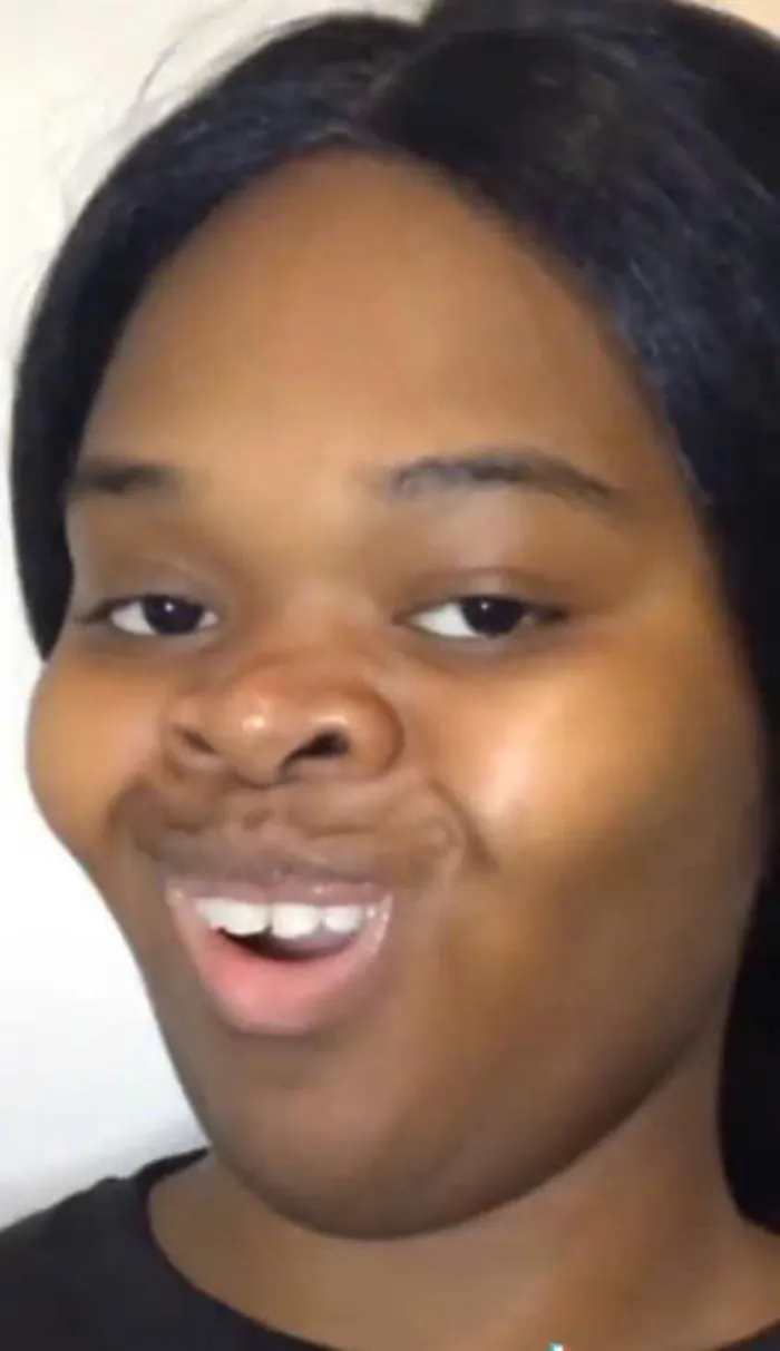 ảnh anh da đen cười