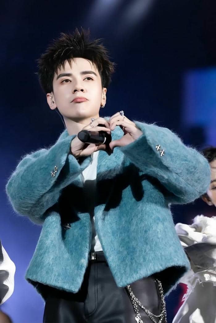 Quang Hùng MasterD (4)