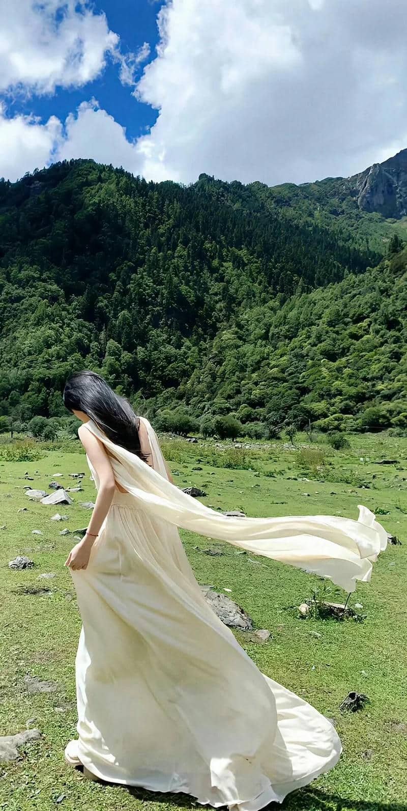 ảnh gái xinh chụp sau lưng (19)