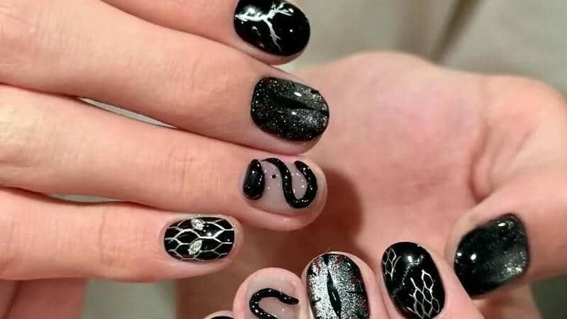 Top 89+ mẫu nail đen sang chảnh, cá tính và cuốn hút nhất