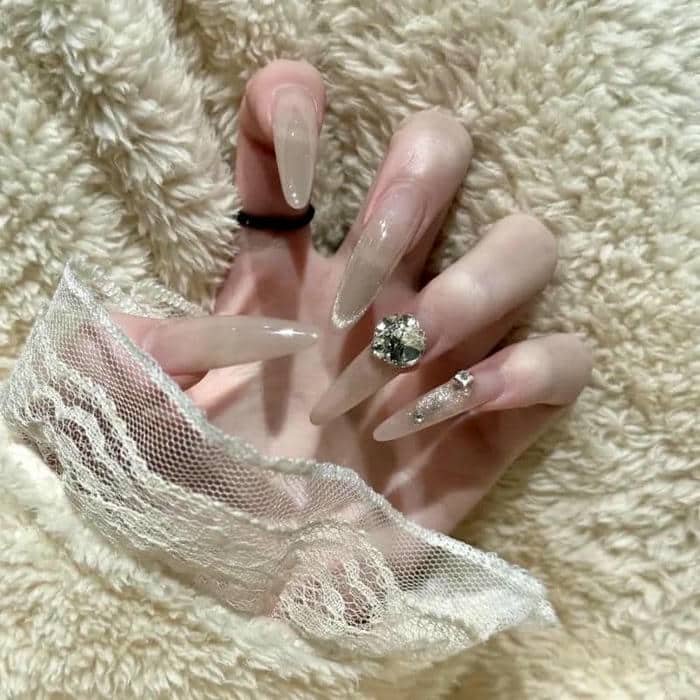 nail đính đá (9)