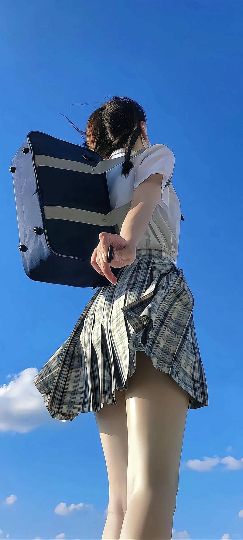 gái xinh mặc váy ngắn (26)