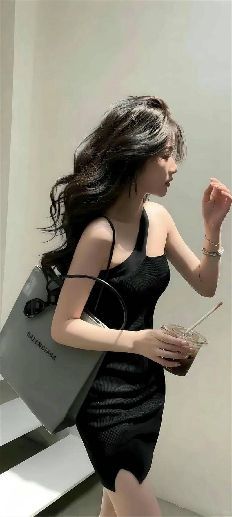 gái xinh mặc váy ngắn (29)