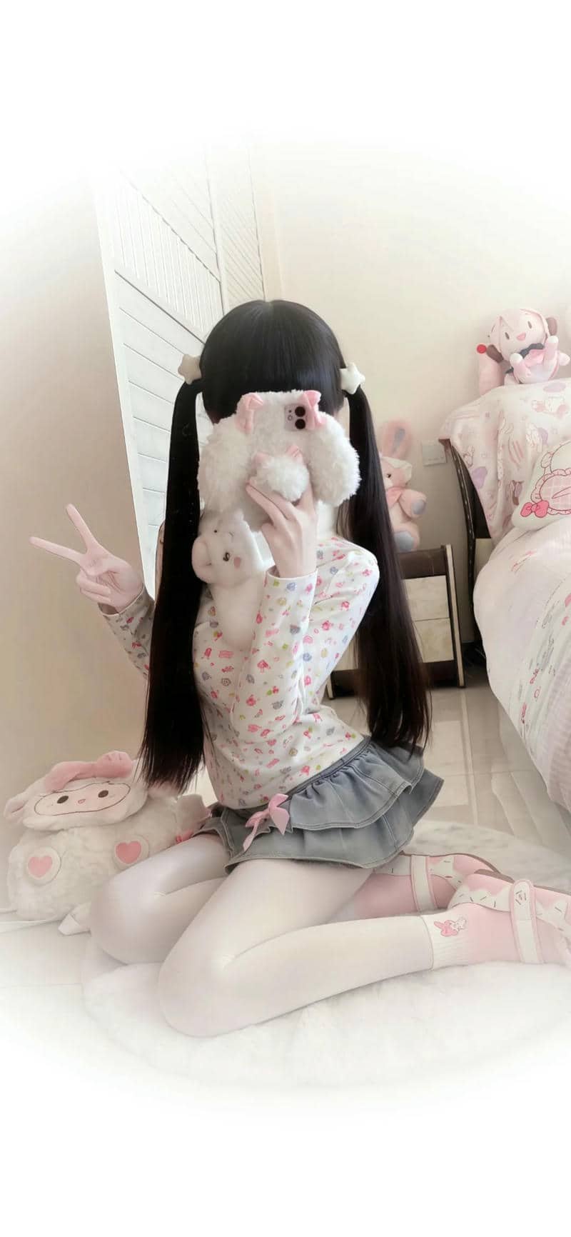 gái xinh mặc váy ngắn (32)